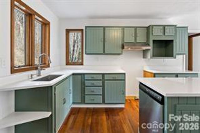 249 Starlin Mountain Road, Bakersville, NC 28705