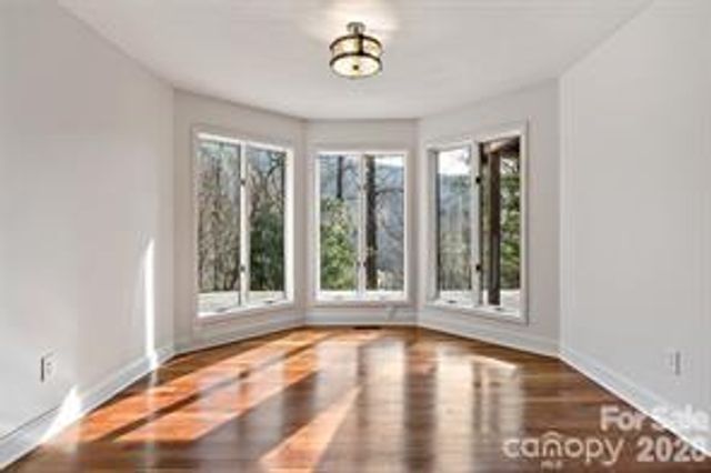 249 Starlin Mountain Road, Bakersville, NC 28705