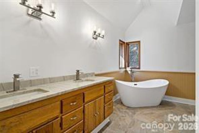 249 Starlin Mountain Road, Bakersville, NC 28705