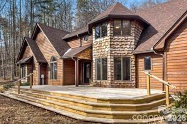 249 Starlin Mountain Road, Bakersville, NC 28705