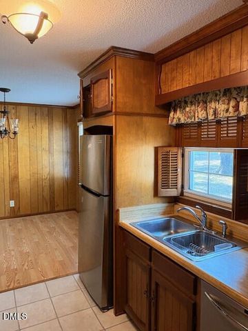 1509 Abattoir Road, Coats, NC 27521