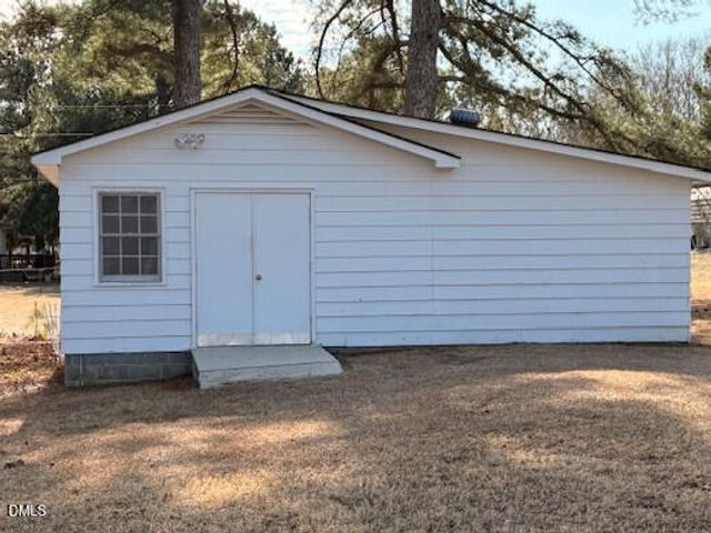 1509 Abattoir Road, Coats, NC 27521