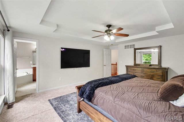 6701 Oxford Lane, Maryville, IL 62062