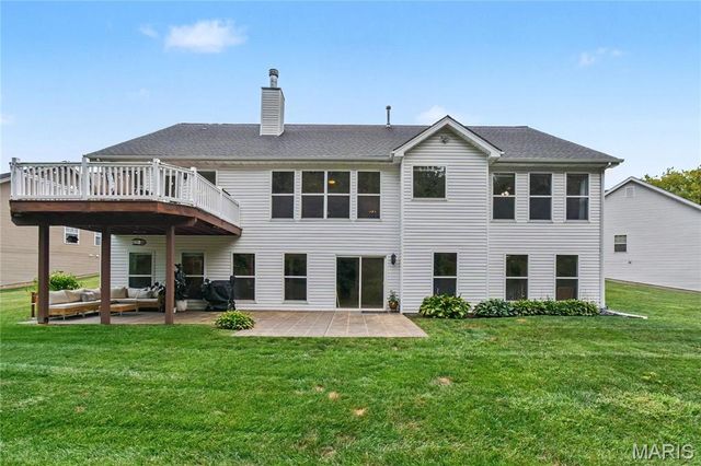 6701 Oxford Lane, Maryville, IL 62062