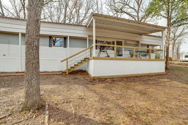 101 Crocker Drive, Malakoff, TX 75148