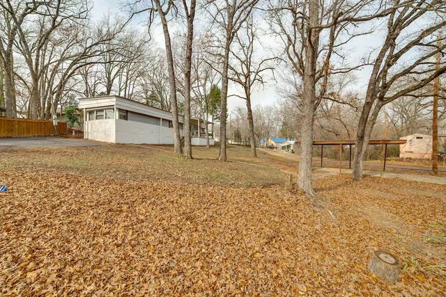 101 Crocker Drive, Malakoff, TX 75148