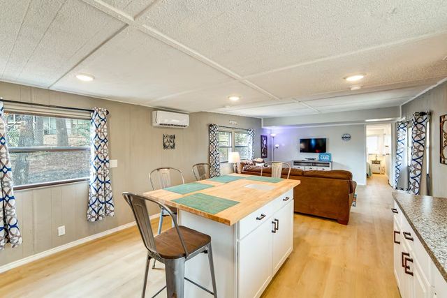 101 Crocker Drive, Malakoff, TX 75148