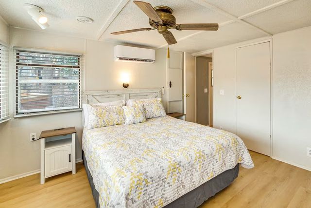 101 Crocker Drive, Malakoff, TX 75148