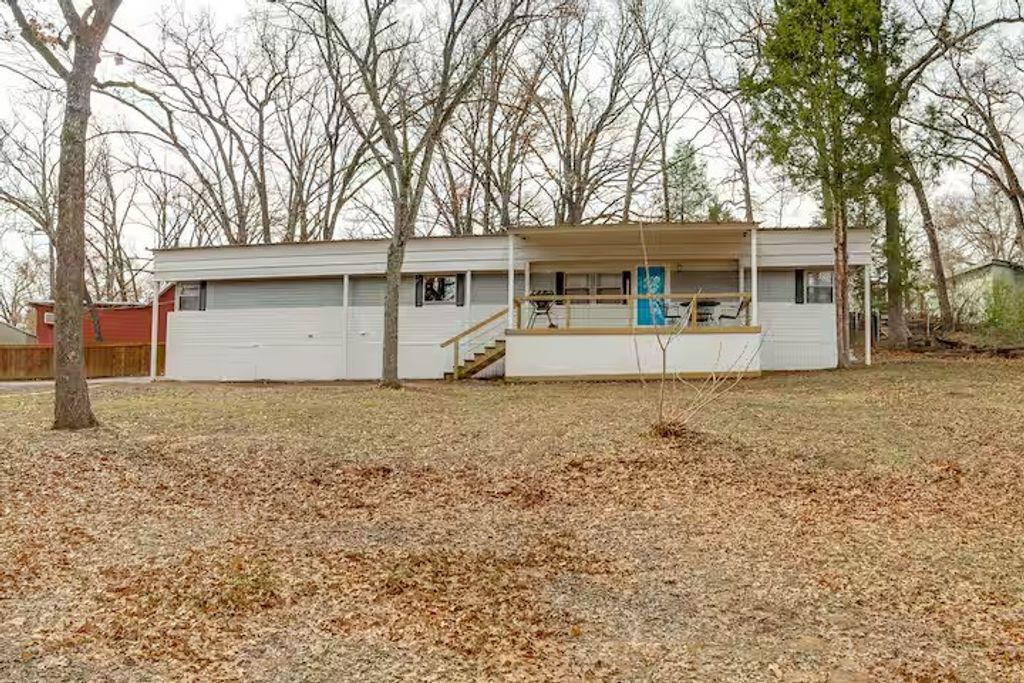 101 Crocker Drive, Malakoff, TX 75148