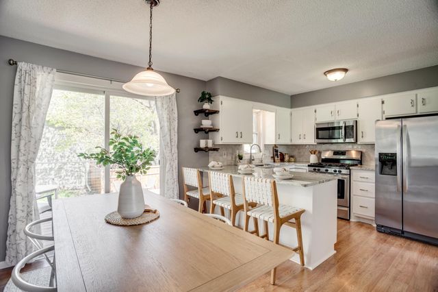 3855 Glacier Lane N, Plymouth, MN 55446