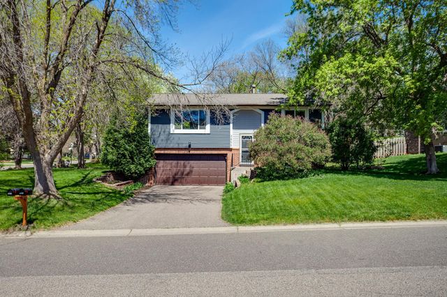 3855 Glacier Lane N, Plymouth, MN 55446