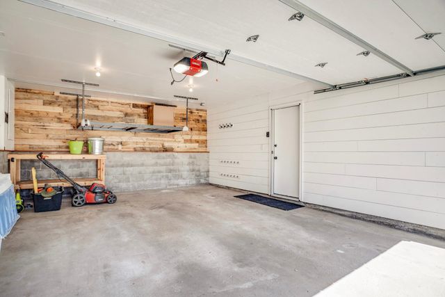 3855 Glacier Lane N, Plymouth, MN 55446