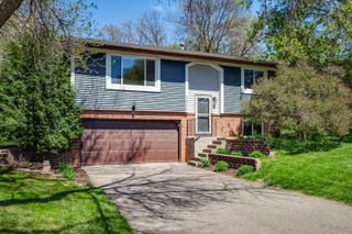3855 Glacier Lane N, Plymouth, MN 55446