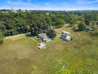 104 Mcclellan Street, Hillsdale, MI 49242