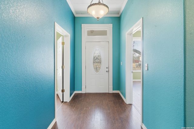 222 E Cedar, Seguin, TX 78155