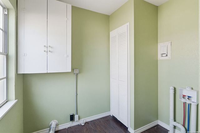 222 E Cedar, Seguin, TX 78155