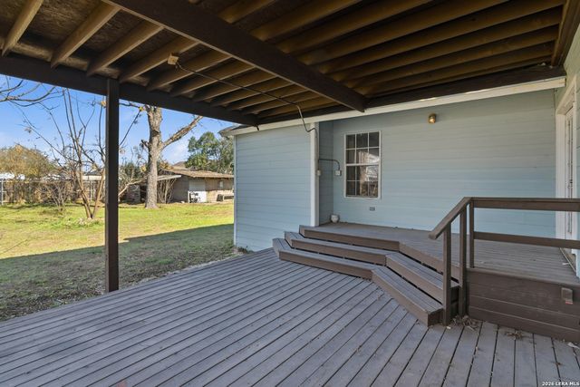 222 E Cedar, Seguin, TX 78155