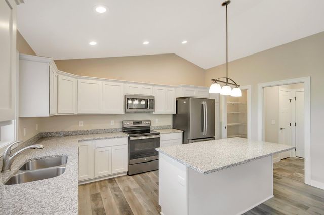 857 Sutherland Street, Somerset, WI 54025