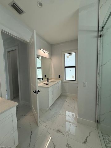 2863 52nd AVE NE, Naples, FL 34120