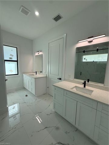 2863 52nd AVE NE, Naples, FL 34120
