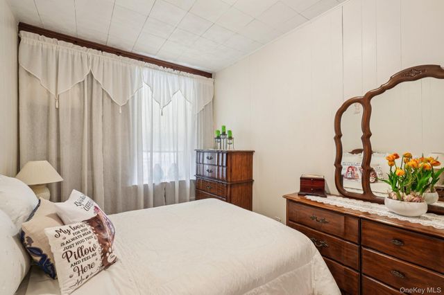 238 Woodland Avenue, Yonkers, NY 10703