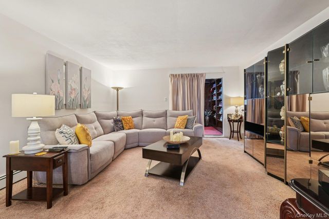 238 Woodland Avenue, Yonkers, NY 10703