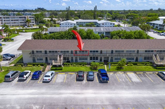 77 Kingswood, West Palm Beach, FL 33417