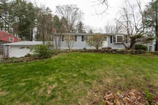 62 Pine Street, Hooksett, NH 03106