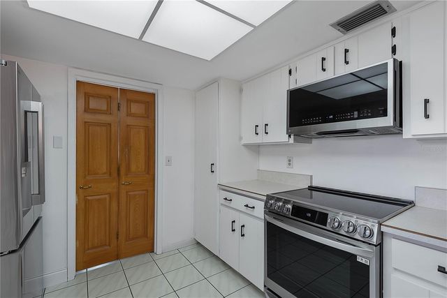 31 FLEMING COURT, Palm Coast, FL 32137