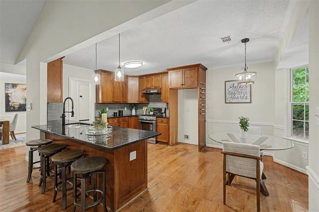 590 S Alexander Creek Road, Newnan, GA 30263