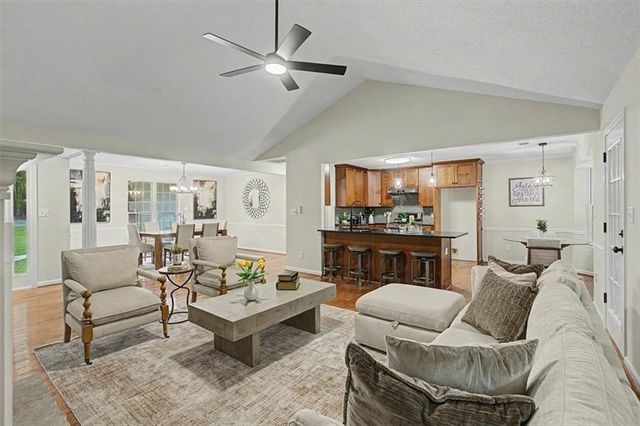 590 S Alexander Creek Road, Newnan, GA 30263