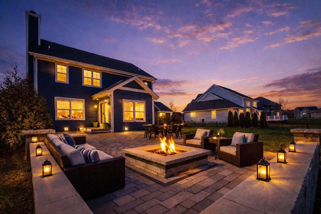 W77N400 Prairie View ROAD, Cedarburg, WI 53012