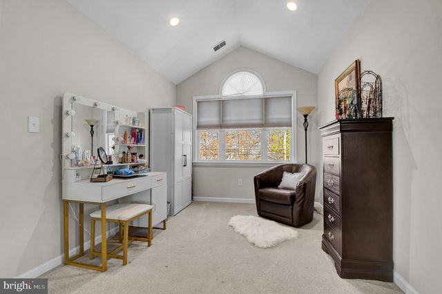 715 WALNUT AVE, North Beach, MD 20714