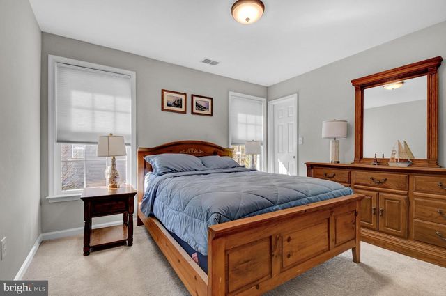 715 WALNUT AVE, North Beach, MD 20714