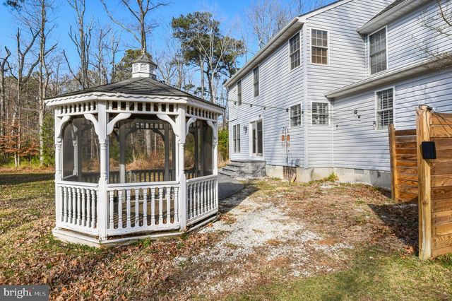 715 WALNUT AVE, North Beach, MD 20714