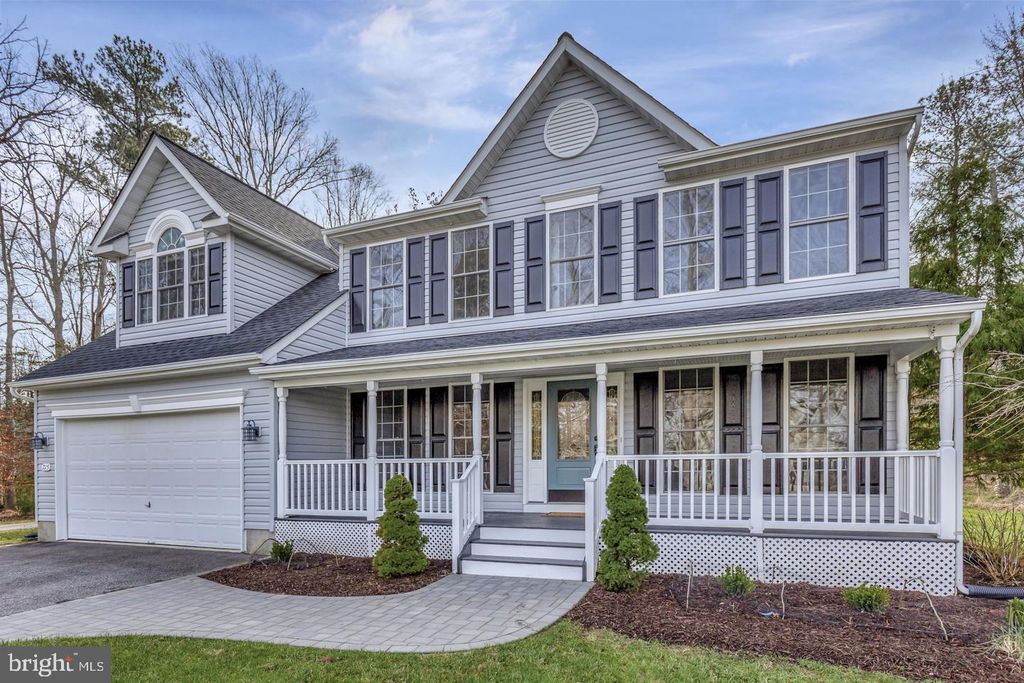 715 WALNUT AVE, North Beach, MD 20714