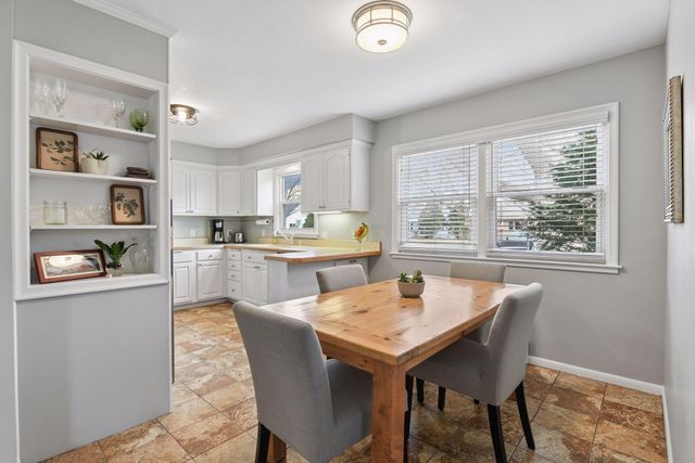 6004 Wooddale Avenue, Edina, MN 55424