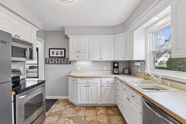 6004 Wooddale Avenue, Edina, MN 55424