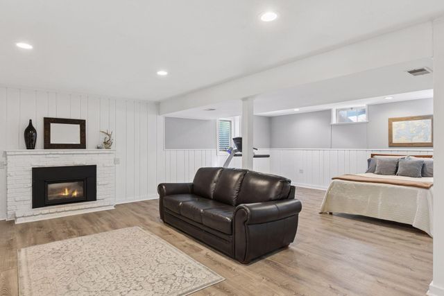 6004 Wooddale Avenue, Edina, MN 55424