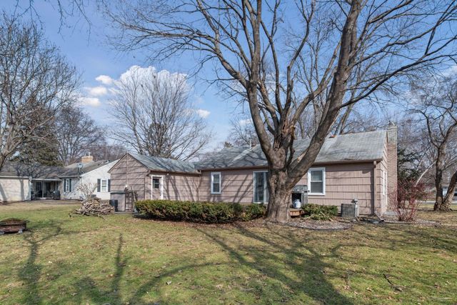 6004 Wooddale Avenue, Edina, MN 55424