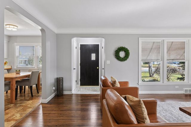 6004 Wooddale Avenue, Edina, MN 55424