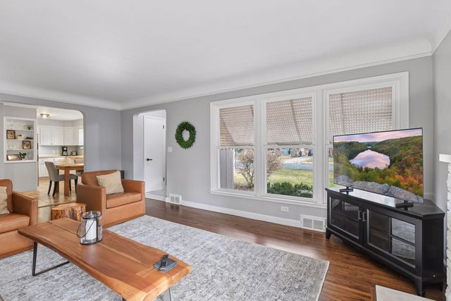 6004 Wooddale Avenue, Edina, MN 55424