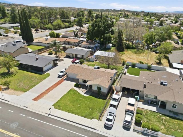 183 E County Line, Calimesa, CA 92320