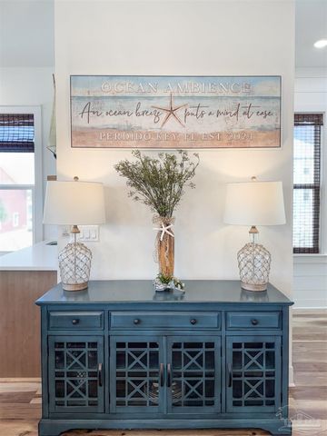 201 Clipper Dr, Pensacola, FL 32507