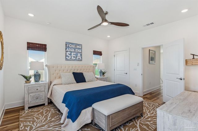 201 Clipper Dr, Pensacola, FL 32507