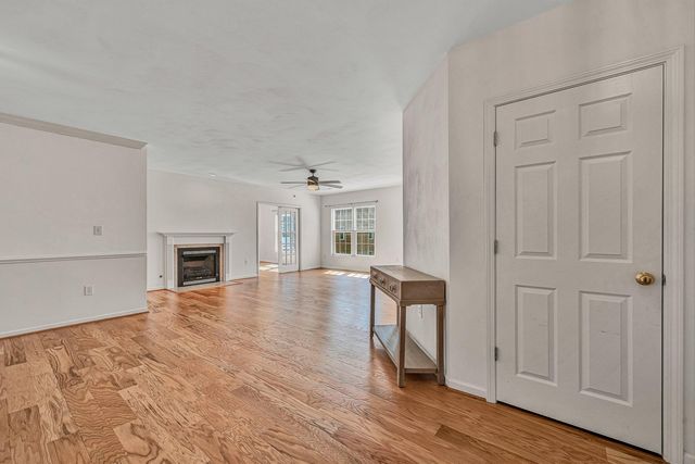 4438 Pheasant Ridge RD APT 202, Roanoke, VA 24014