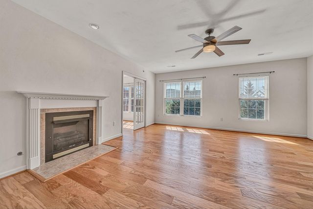 4438 Pheasant Ridge RD APT 202, Roanoke, VA 24014
