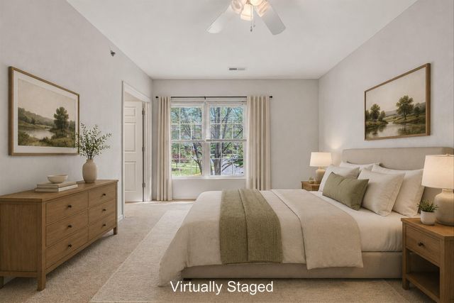 4438 Pheasant Ridge RD APT 202, Roanoke, VA 24014
