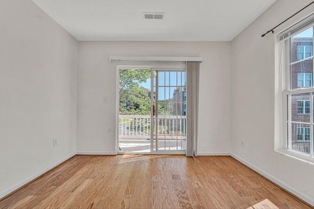 4438 Pheasant Ridge RD APT 202, Roanoke, VA 24014