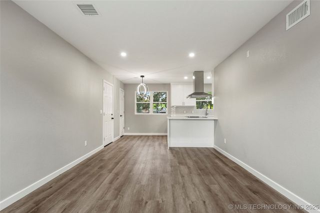 12429 E 18th Place, Tulsa, OK 74128